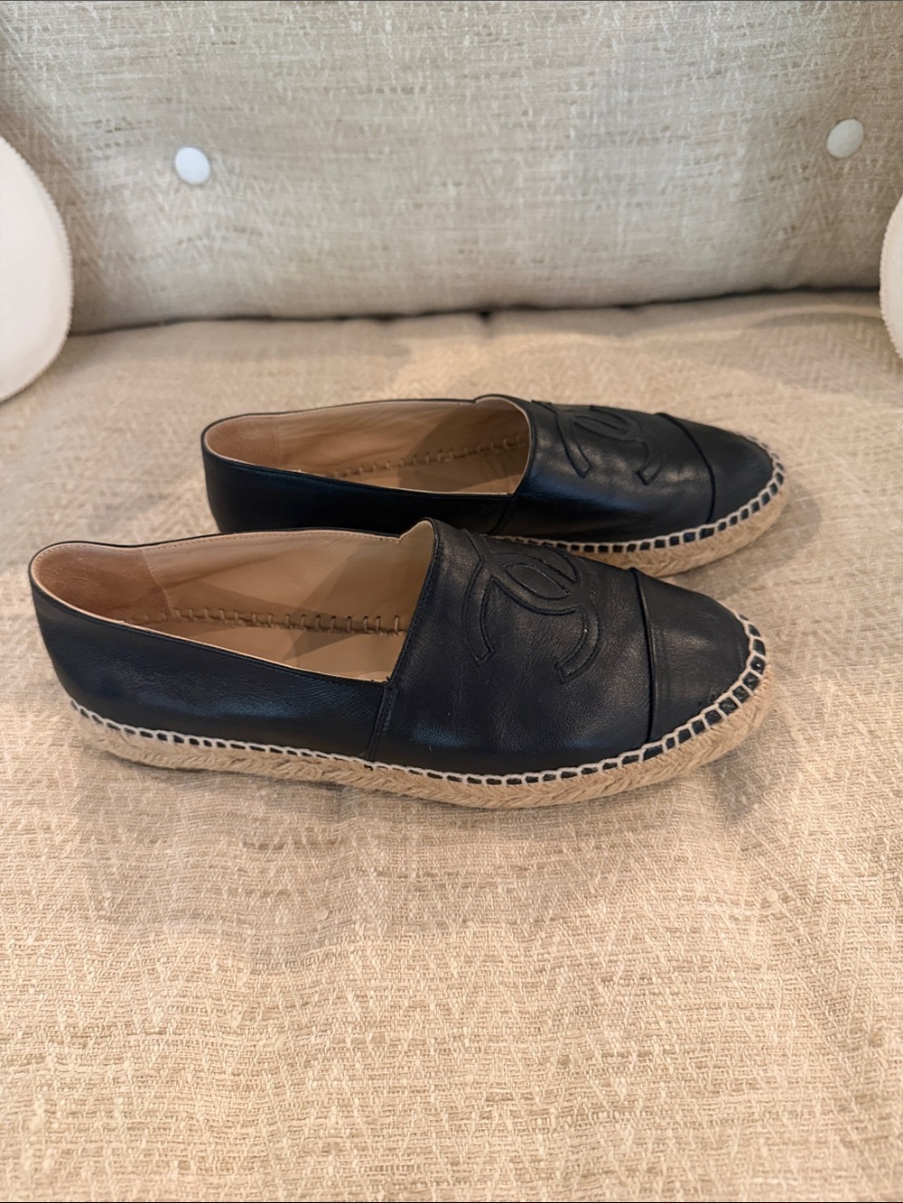 CHANEL Black Leather Espadrille Slip-Ons with CC Motif - Picture 3 of 6